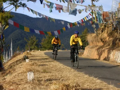 Cycling-In-The-Maze-Of-Mountains_-A-Trip-To-Kumaon-Himalayas