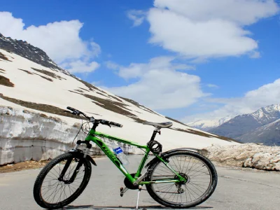 Manali-Leh-Cycling-Tour